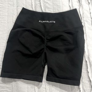 Black Alphalete Amplify 4.5 Inch Shorts